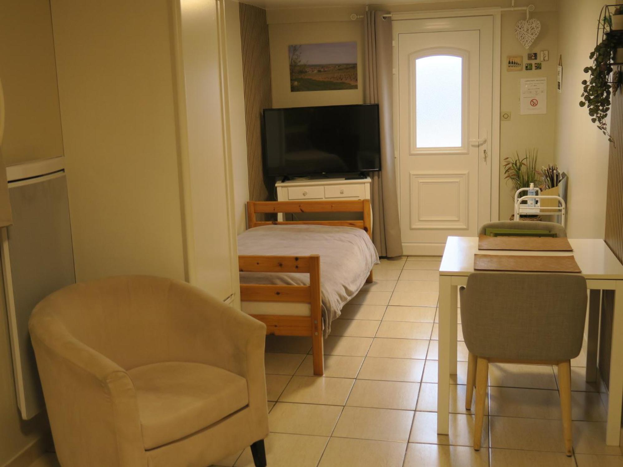 Hotel Les Collinades De Chalons Exteriér fotografie